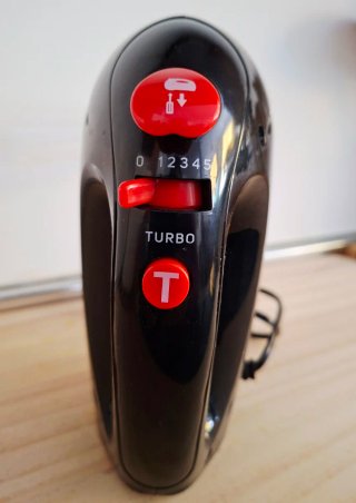 Batidora Solac Solution con varillas