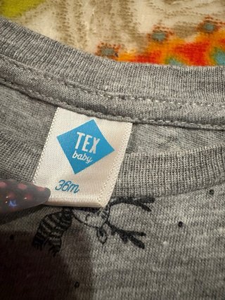Camiseta gris estampada niño/a 36 meses