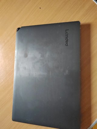 Portátil Lenovo 330 15 IKB.del 2019 disco duro M2.