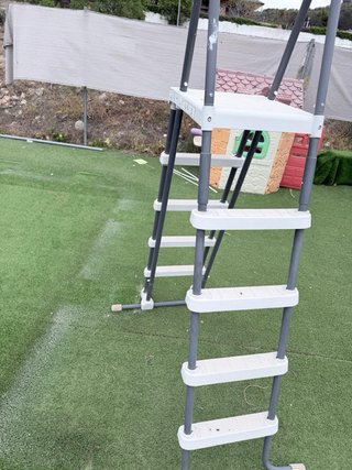 Escalera Intex 8 peldaños piscina