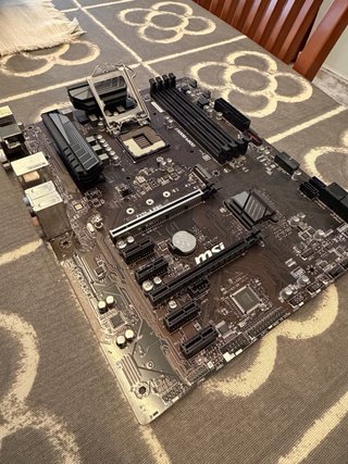 Placa Base MSI Z370-A PRO - Excelente Estado