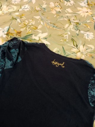 Camiseta Desigual Talla S Estampado Floral