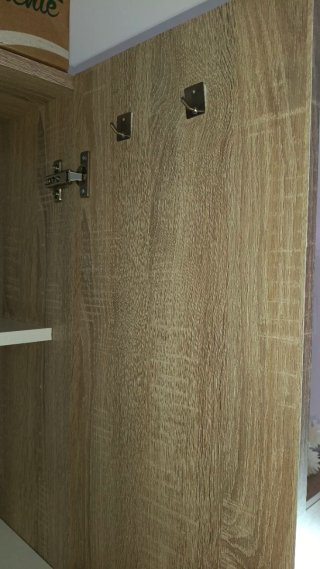 Armario de madera color beige y marrón 180,5x60x36