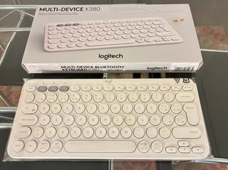 Lote: MacBook Pro, Dell, Chromebook y Proyector