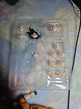 Sh Figuarts Goku Super Hero