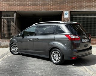 Ford Grand C-MAX 2015