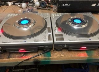 Pareja Technics SL-DZ 1200