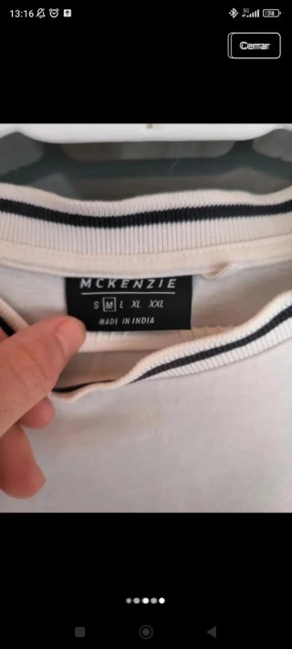 Camiseta básica McKenzie blanca y negra