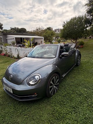 Volkswagen Beetle cabrio 2014