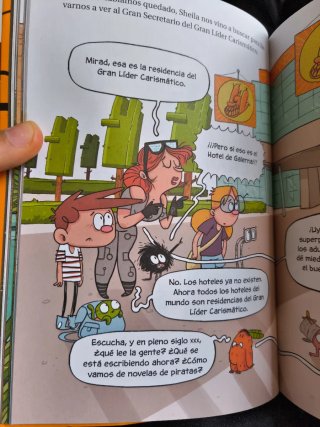 El salto del tiempo (Agus y los monstruos) (Spa...