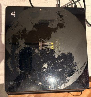 PS4 Slim Edición Limitada Final Fantasy XV