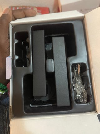 Manillas y cerraduras para puertas