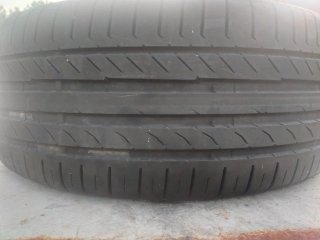 Neumático Continental 225/45 R19 96W