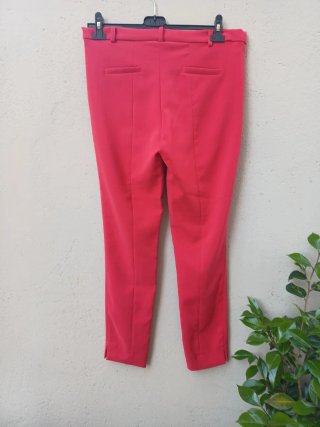 Pantaloni rossi eleganti