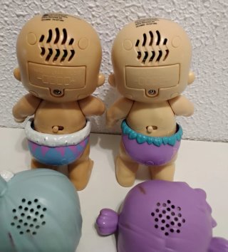 Muñecas Polly Petals x2 de Little Live.