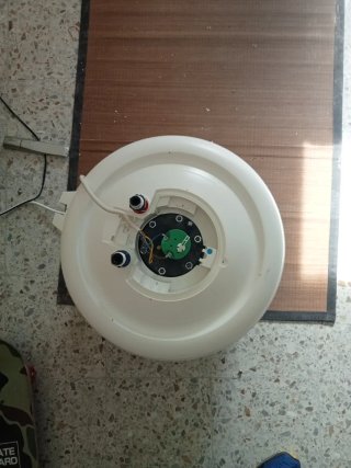 Termo Eléctrico Vertical 30L