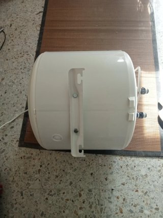 Termo Eléctrico Vertical 30L