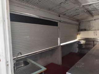 Caseta para fiestas y venta ambulante