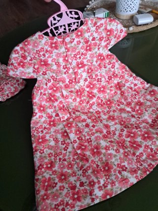 Vestido y braguita flores niña NUNCA USADO!!