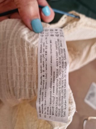 Vestido Zara beige con encaje