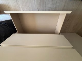 Cómoda Malm Ikea 4 cajones Blanca con cristal