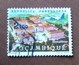 Sellos Mozambique Portugal (3 unidades)