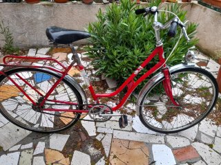 Bicicleta BH Clásica Paseo Roja