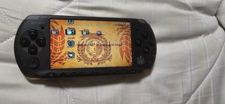 PSP 3000 Edición Limitada Negra y Dorada
