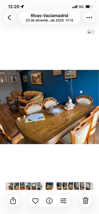 Mesa extensible y sillas