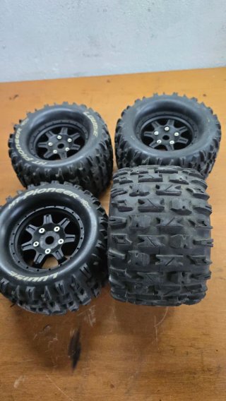 Ruedas RC Louise MT Pioneer 4x4