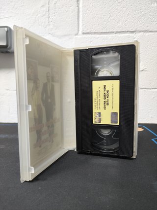 Adivina Quién Viene Esta Noche Película