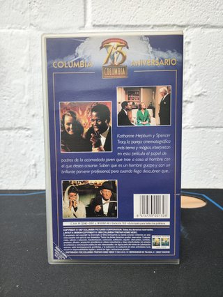Adivina Quién Viene Esta Noche Película