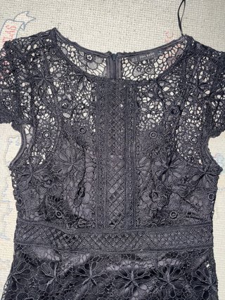 Vestido Zara encaje negro