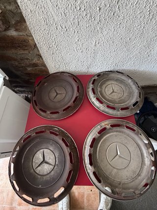 Tapacubos Mercedes Benz W123 (Juego de 4)