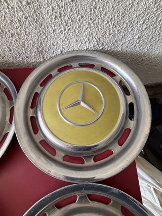 Tapacubos Mercedes Benz W123 (Juego de 4)