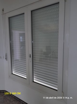 Lote de ventanas y puertas pvc