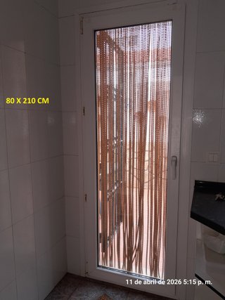 Lote de ventanas y puertas pvc