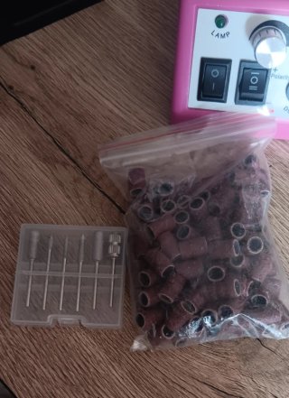 Torno de uñas eléctrico rosa