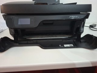 Impresora HP OfficeJet 3831 con Escáner