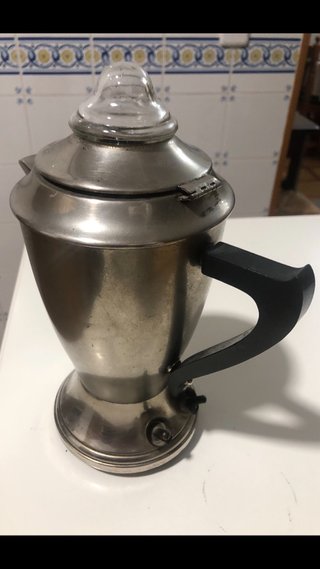 Cafetera Eléctrica Antigua.