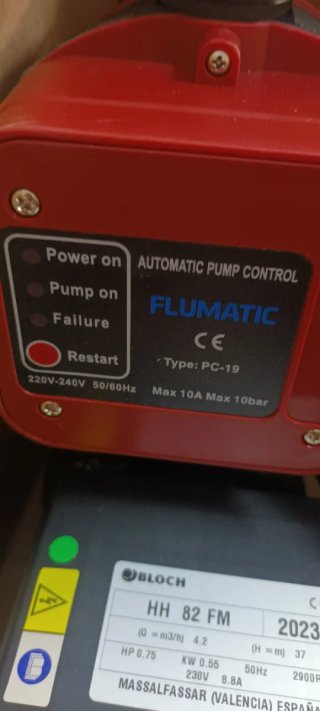Bomba Agua Bloch 0.75CV + Controlador Flumatic