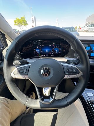 Volkswagen Golf 2022 por 299€/mes