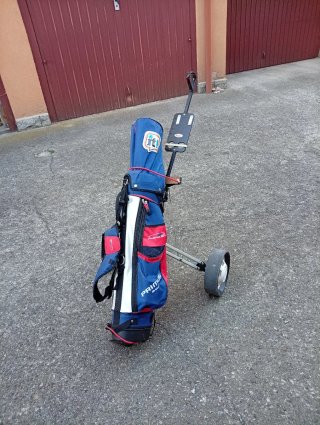 Carrello golf Brigatti + mazze