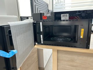 Microondas Empotrable Whirlpool 22L