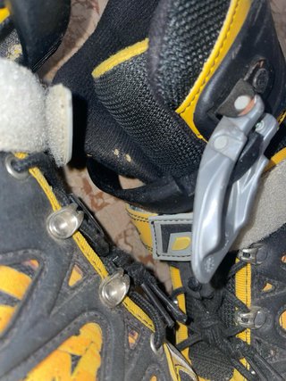 Patines en línea Rollerblade negros y amarillos