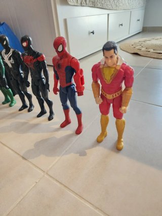 Lote Figuras Marvel y DC: Spiderman, Miles Morales