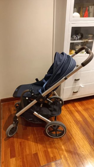 Silla de paseo Cybex azul marino