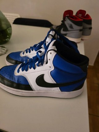 Botines Nike Jordan Azul y Blanco Negro gris rojo