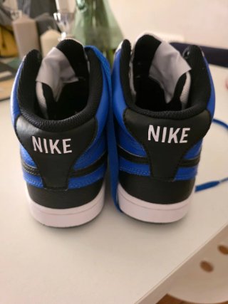 Botines Nike Jordan Azul y Blanco Negro gris rojo