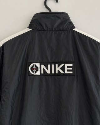 Chaqueta Vintage Nike 90's - XL - Negra/Rojo